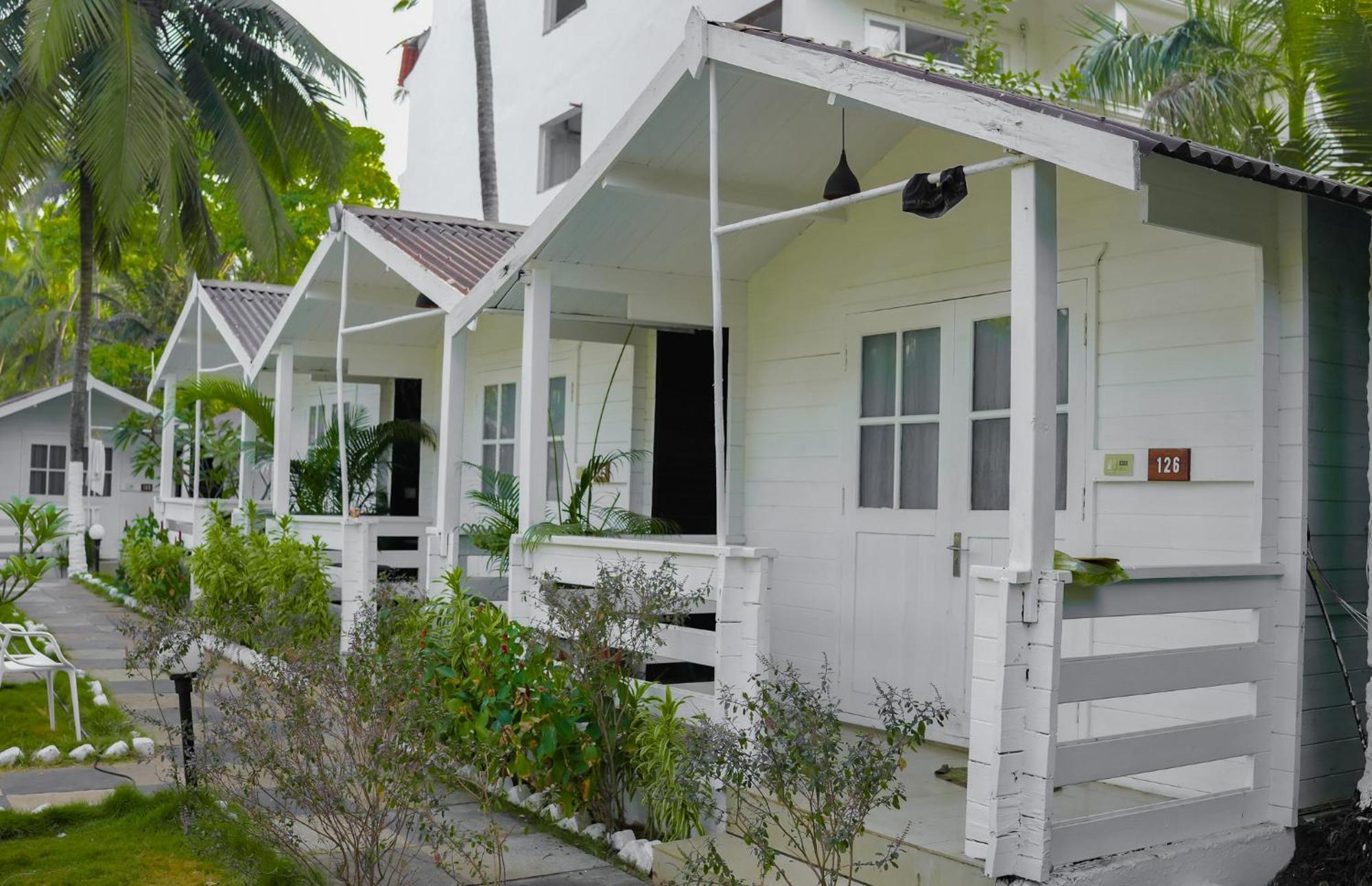 Seabliss Cottages Morjim Εξωτερικό φωτογραφία
